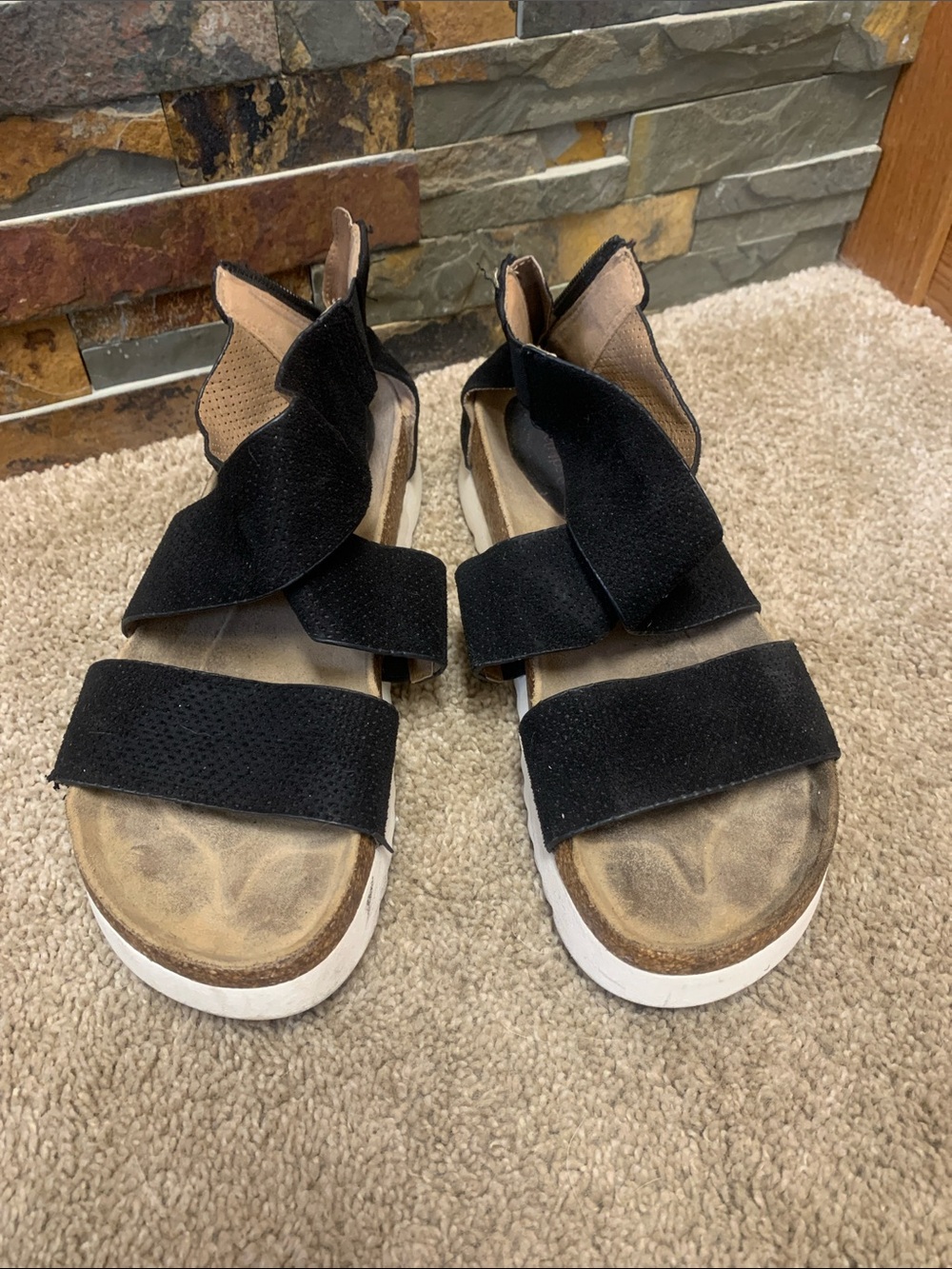 BareTraps Black Suede Strappy Platform Sandals 7.5